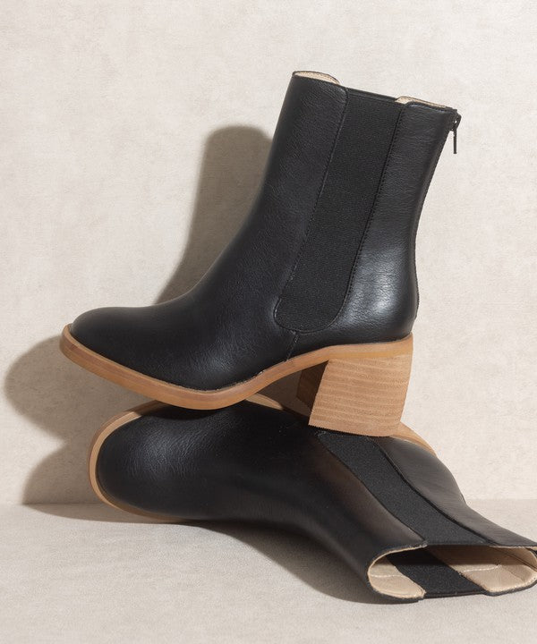 
                      
                        Oasis Society Olivia - Chelsea Heel Boots
                      
                    