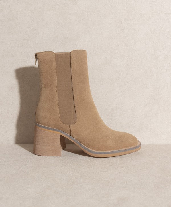 
                      
                        Oasis Society Olivia - Chelsea Heel Boots
                      
                    