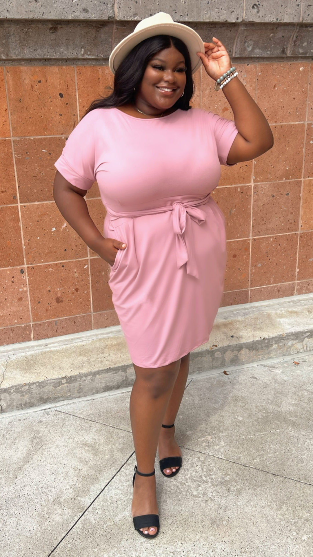 Plus size light pink dress deals